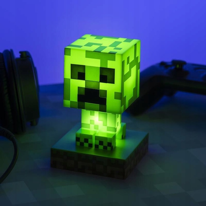 Lampka Minecraft Creeper daje lekkie, rozproszone światło